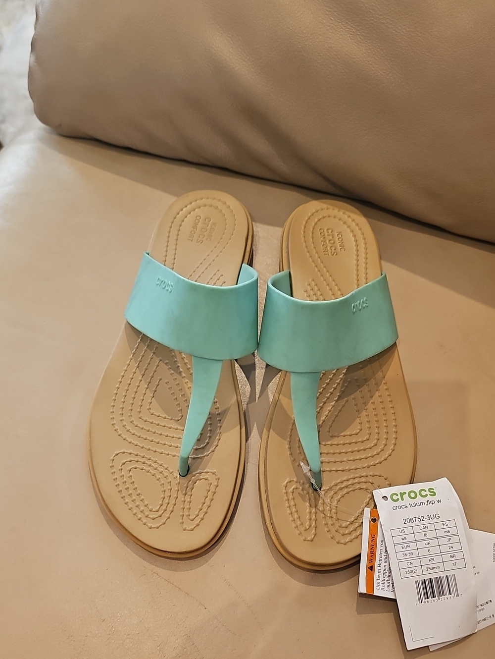 CROCS Women’s Mint Teal Toe-Post Sandals
